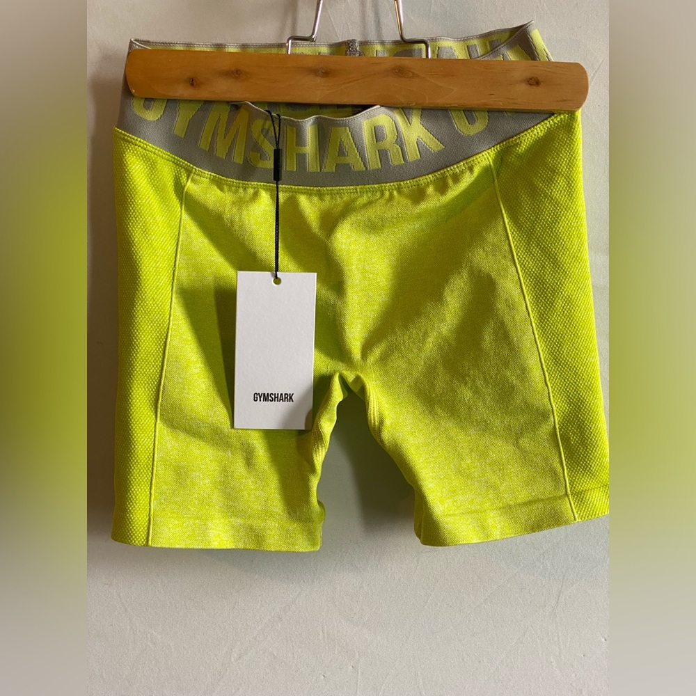 Gymshark Flex Shorts Lime Green Size XS Stretch Mid Rise Logo Elastic Waistband